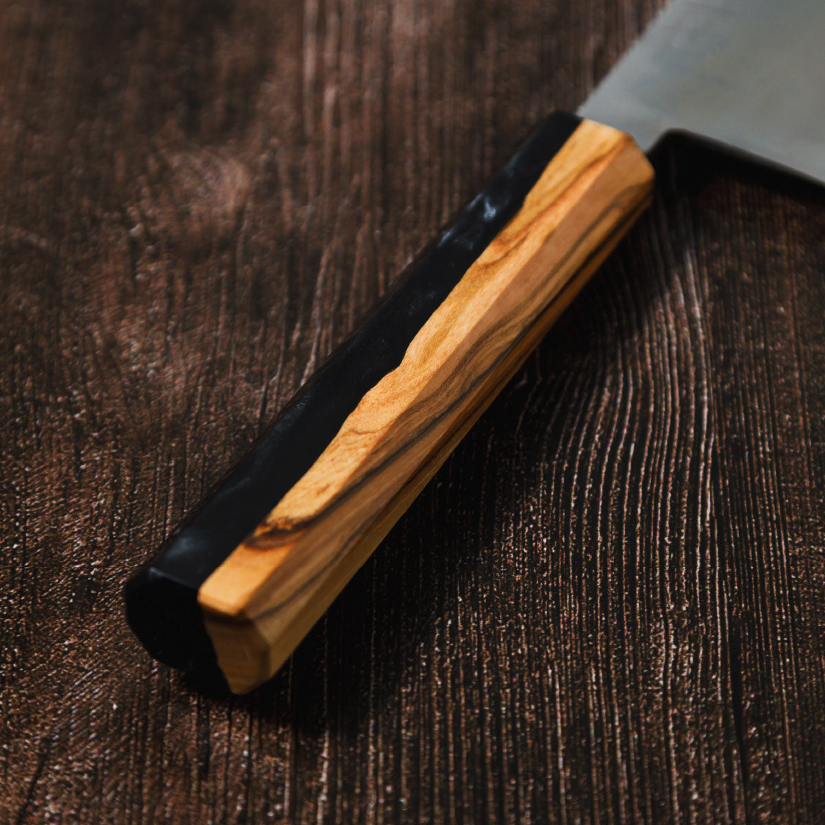 Katana Knives – Approx. 180mm Tamahagane Santoku Knife, hand-forged by a Japanese swordsmith in Seki, Gifu.